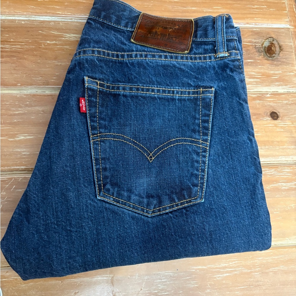 Levi's 514 Dark Blue Jeans with Leather Patch